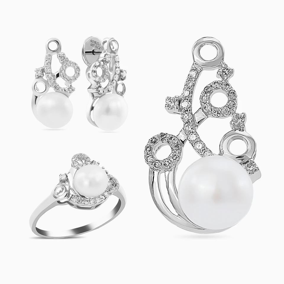 Circle Diamond & Pearl Half Set in 18K Gold (3 Pieces) - 2 Circle Diamond & Pearl Half Set in 18K Gold (3 Pieces) - 2