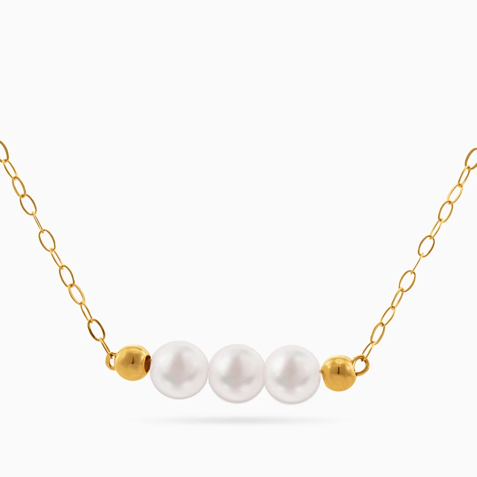 Round Pearl Necklace in 18K Gold Round Pearl Necklace in 18K Gold