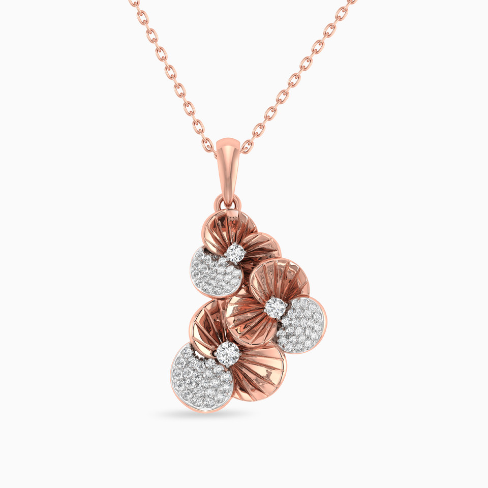 Flower Diamond Pendant in 18K Gold Flower Diamond Pendant in 18K Gold