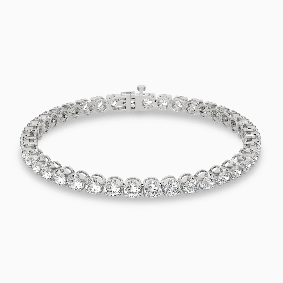5.62 CT Brilliant Lab Grown Diamond Tennis Bracelet in 18K Gold 5.62 CT Brilliant Lab Grown Diamond Tennis Bracelet in 18K Gold