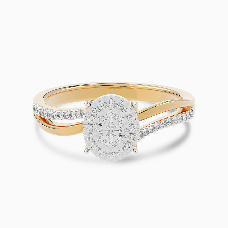 Oval Diamond Ring in 18K Gold Oval Diamond Ring in 18K Gold