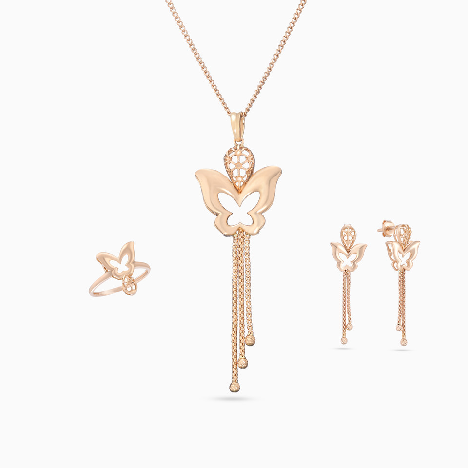 Butterfly Shaped Jewelry Set in 21K Gold (3 Pieces) Butterfly Shaped Jewelry Set in 21K Gold (3 Pieces)