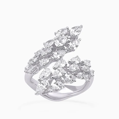 Leaves Diamond Bypass Ring in 18K Gold - GMR00638