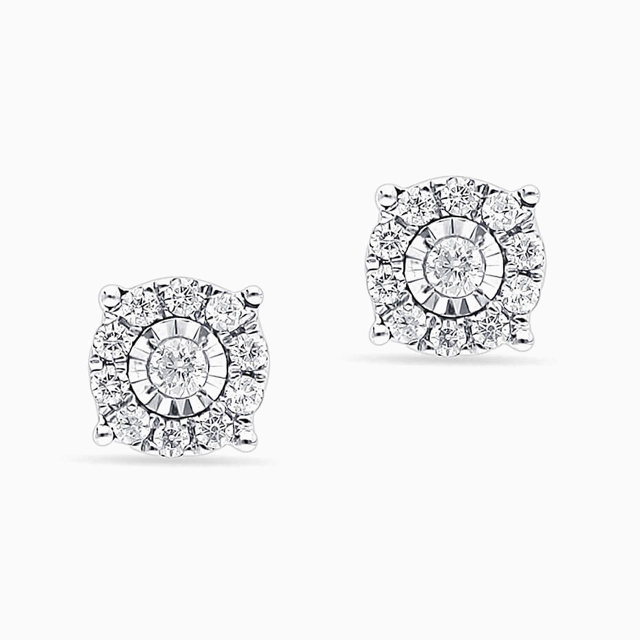 18K Gold Diamond Stud Earrings