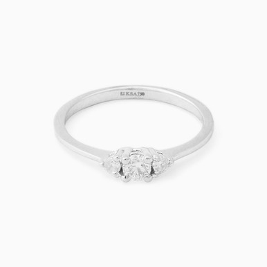 Circle Clear Stone Ring in 18K Gold - 21048110588