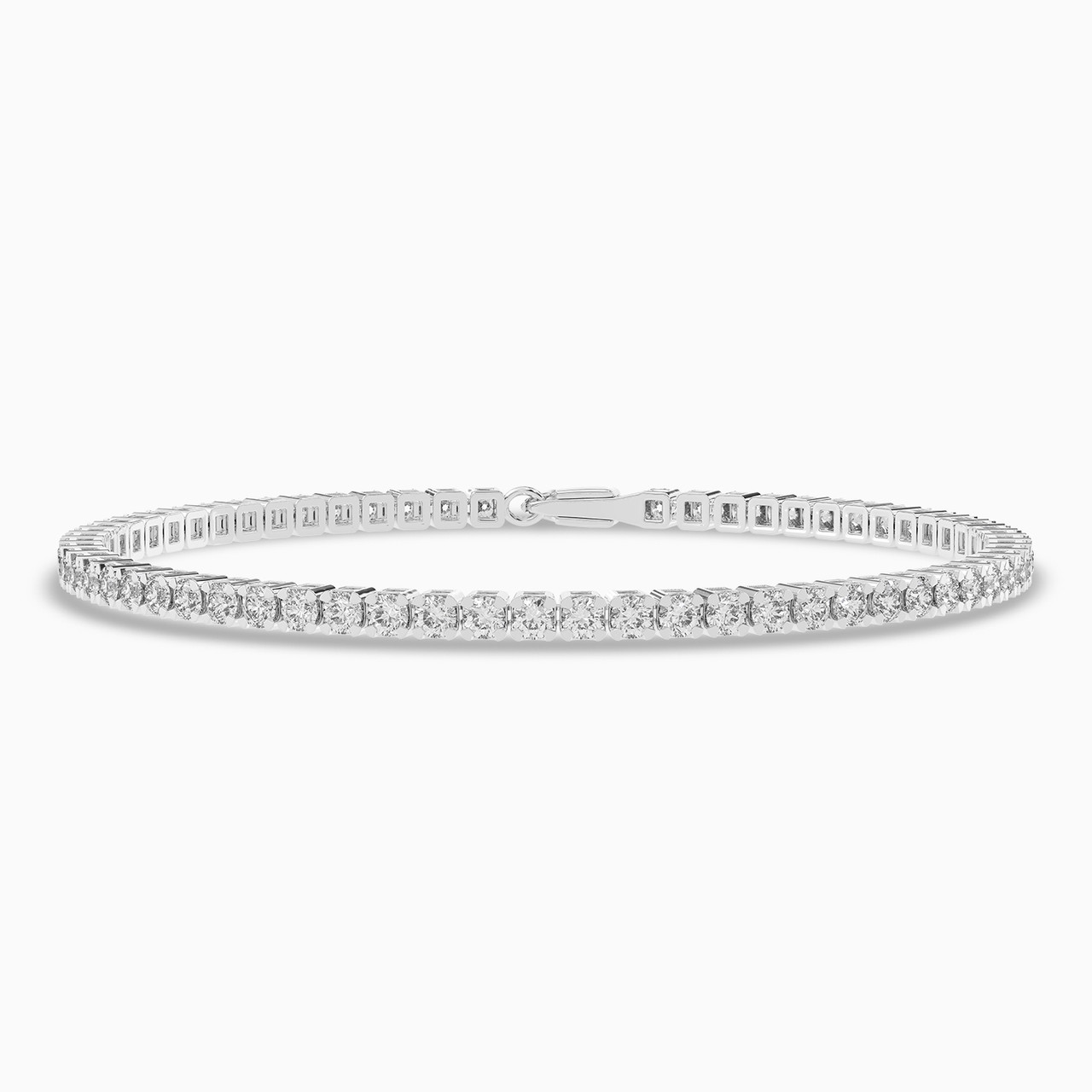 Diamond Tennis Bracelet in 18K Gold