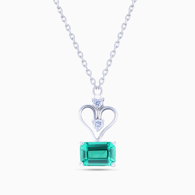 Heart Diamonds & Green Stone Necklace in 18k Gold - LNE00256EM