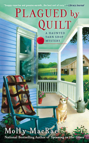 Plagued By Quilt by Molly MacRae, 9780451471307