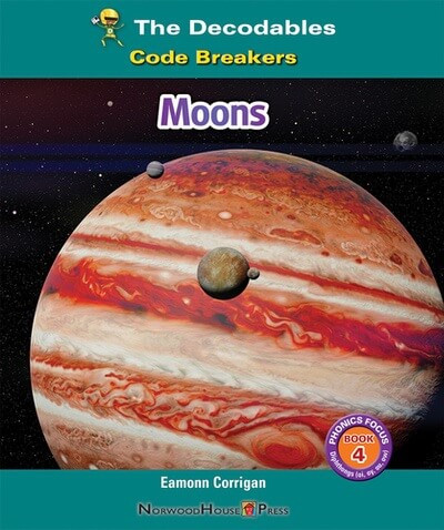 Moons - 9781684501472 by Eamonn Corrigan, 9781684501472