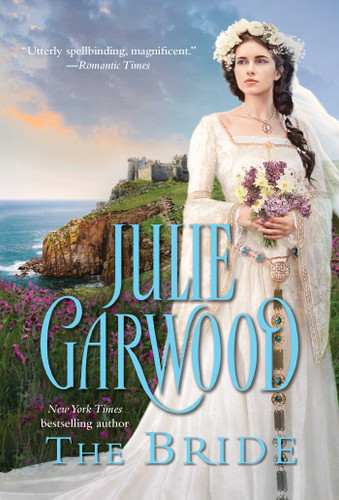 The Bride (Miniature Edition) by Julie Garwood, 9781668279724