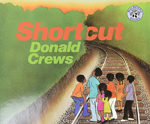 Shortcut - 9780688135768 by Donald Crews, Donald Crews, 9780688135768