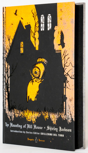 The Haunting of Hill House - 9780143122357 by Shirley Jackson, Guillermo del Toro, Laura Miller, 9780143122357