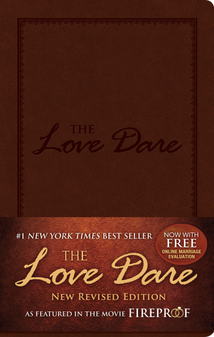 The Love Dare, LeatherTouch (Now with Free Online Marriage Evaluation) by Alex Kendrick, Stephen Kendrick, 9781433679605