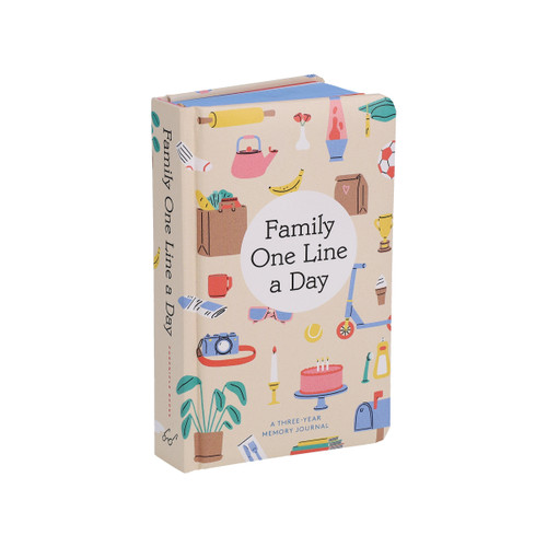 Family One Line a Day (A Three-Year Memory Journal) (Miniature Edition) by Chronicle Books, 9781797204734