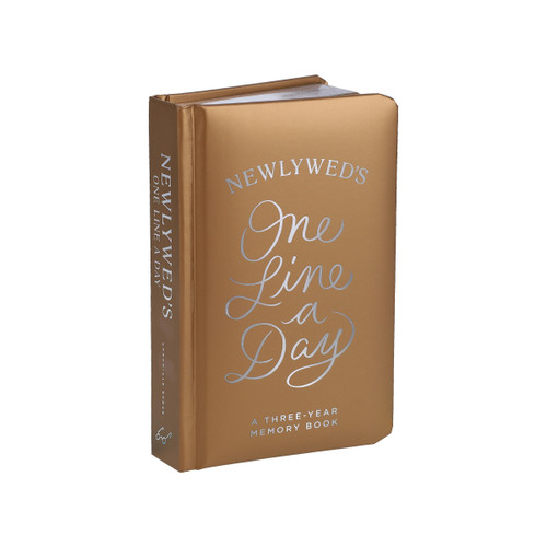 Newlywed's One Line a Day (A Three-Year Memory Book) (Miniature Edition) by Chronicle Chronicle Books, 9781452174228