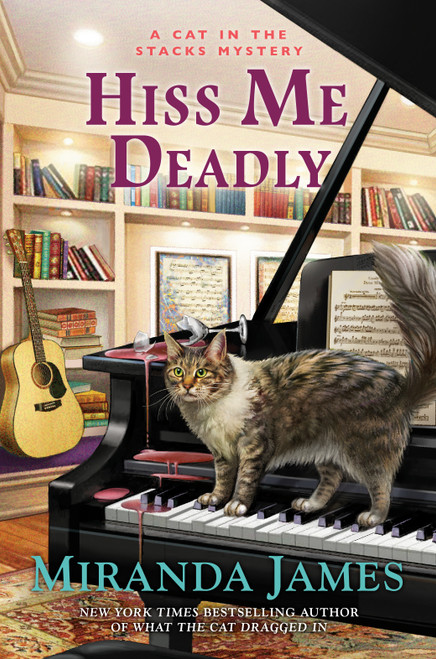 Hiss Me Deadly by Miranda James, 9780593199497