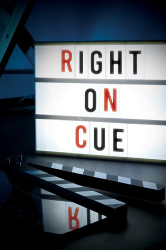 Right on Cue - 9781978596153 by Sabine Bradley, 9781978596153