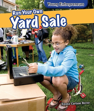 Run Your Own Yard Sale - 9781477729199 by Emma Carlson Berne, 9781477729199