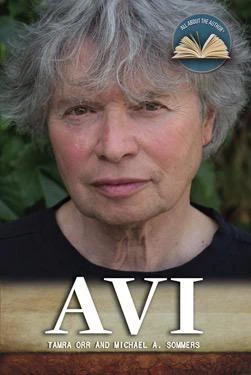 Avi - 9781499462760 by Michael A. Sommers, Tamra B. Orr, 9781499462760