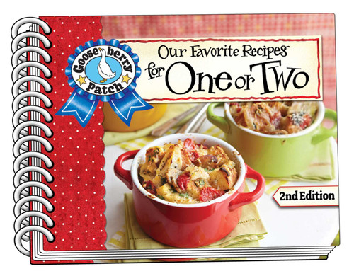 Our Favorite Recipes for One or Two (Miniature Edition) by Gooseberry Patch, 9781620936061