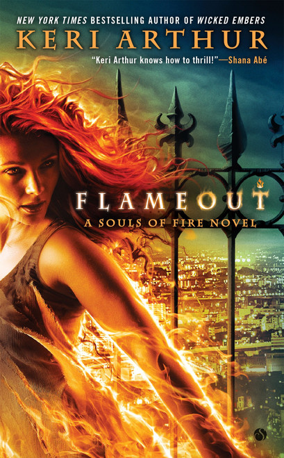 Flameout by Keri Arthur, 9780451477903