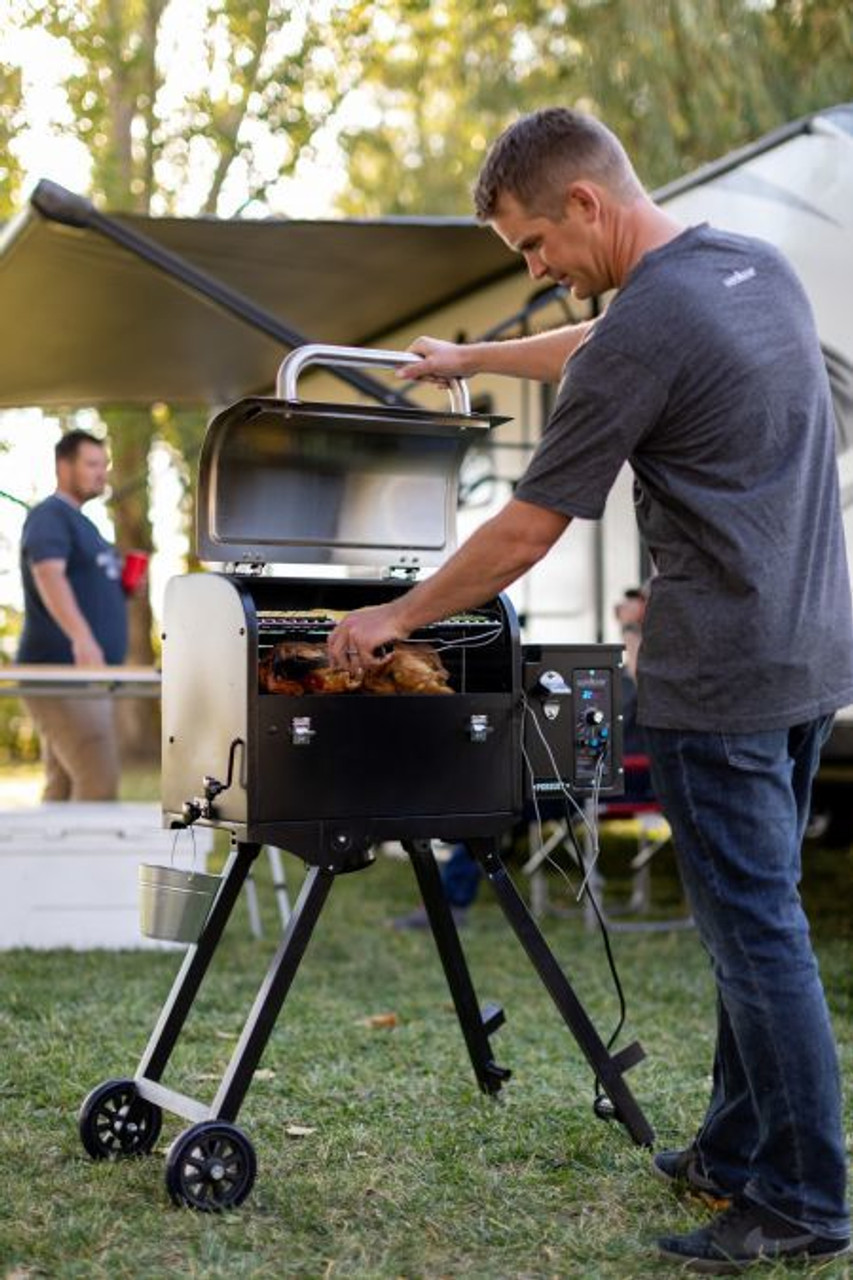 Camp Chef Pursuit 20 Portable Wood Pellet Grill - PPG20 : BBQGuys