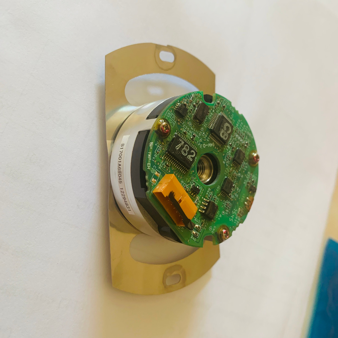 ONE USED Yaskawa servo motor encoder UTSAH-B17BB