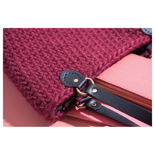 Leisure Arts Burgundy Bag ePattern