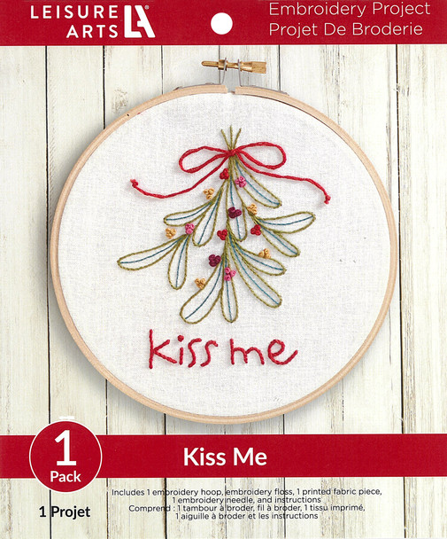 Leisure Arts Embroidery Kit 6" Kiss Me