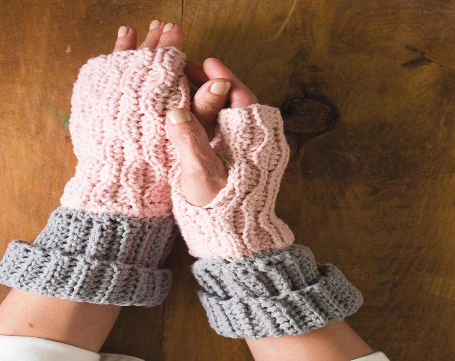 Leisure Arts Toasty Hand Warmers Crochet BK