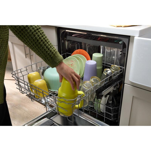 Whirlpool® 24” Stainless Steel Dishwasher with AI Intelligent Wash - 47 dBA WDTA50SAKW