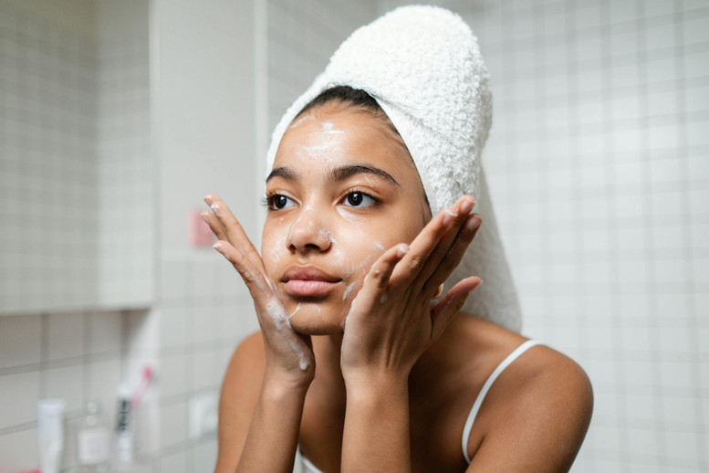 Boost Your Confidence: A Guide to Looking Good and Feeling Great