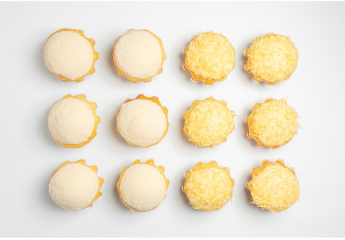 HALF 'N" HALF: 6 Classic Cheese and 6  Queso de bola