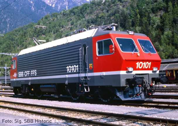Hobbytrain N Gauge SBB Re4/4 IV 10101 Electric Locomotive IV 28403