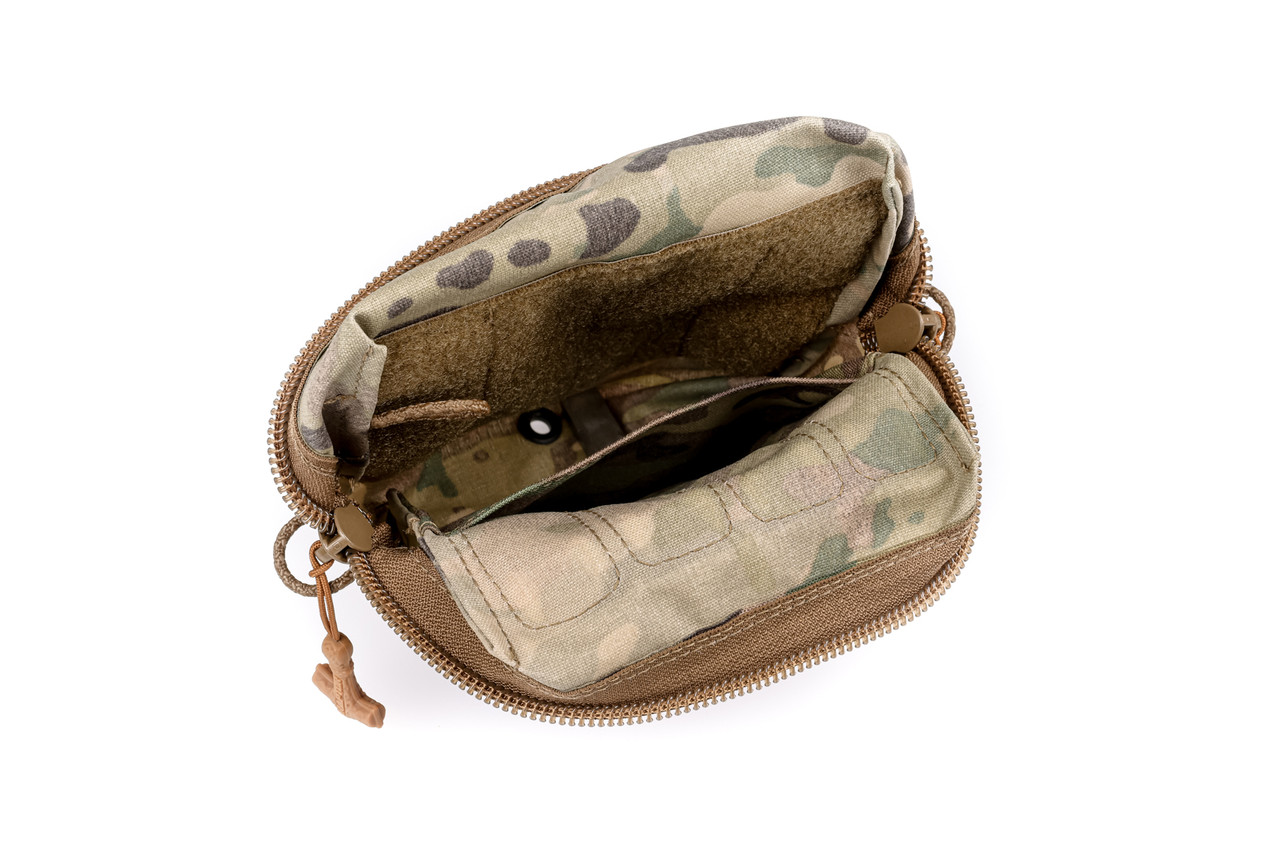 Raptor Medium Utility Pouch with ChemLights