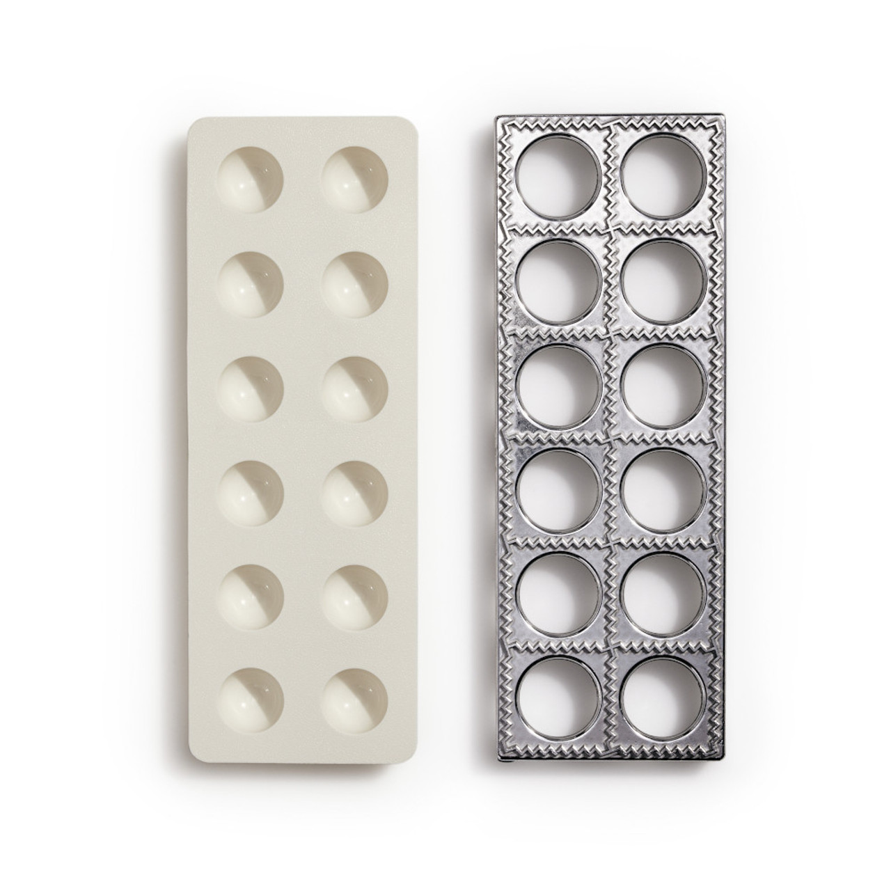 Image of ravioli mold