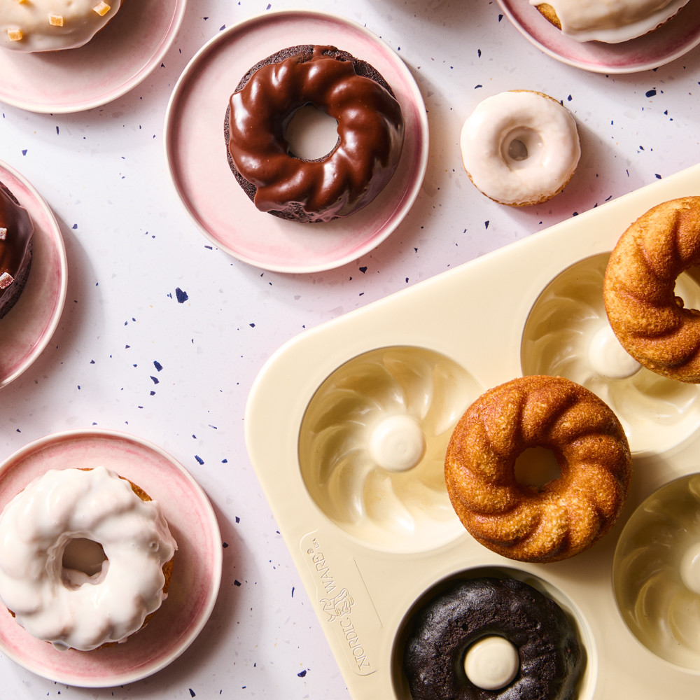 Nordic Ware French Twist Doughnut Pan - Thumbnail 2