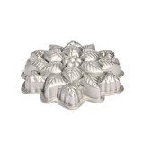 Poinsettia Pull Apart Pan