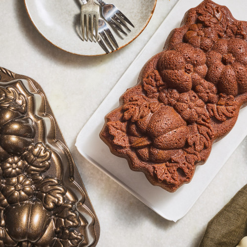 Pumpkin Spice Quick Bread Mix and Patch O Pumpkin Loaf Pan Set