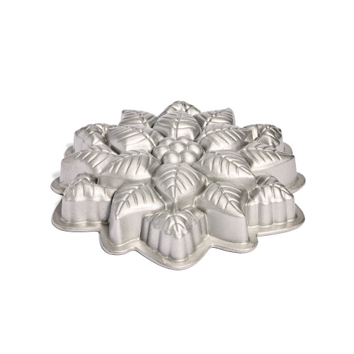 Poinsettia Pull Apart Pan
