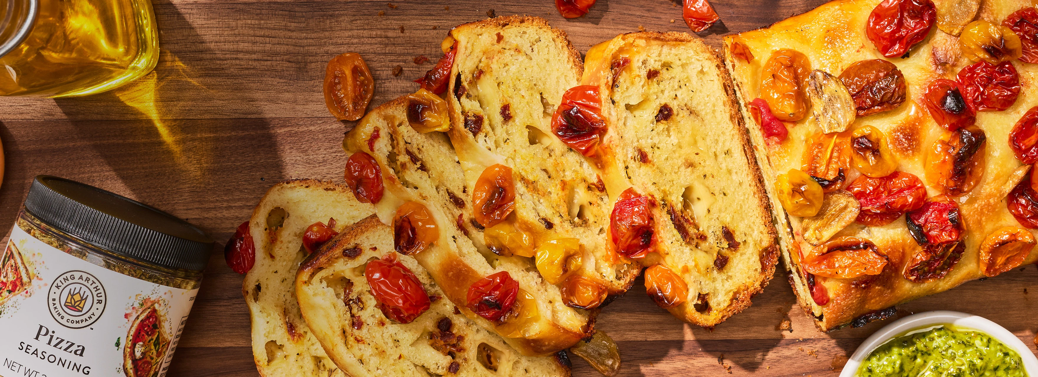 No-Knead Cheese and Tomato Garlic Bread