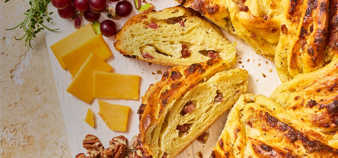 Italian Herb and Cheese Wreath