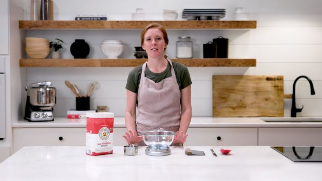 How to Measure Flour the Right Way