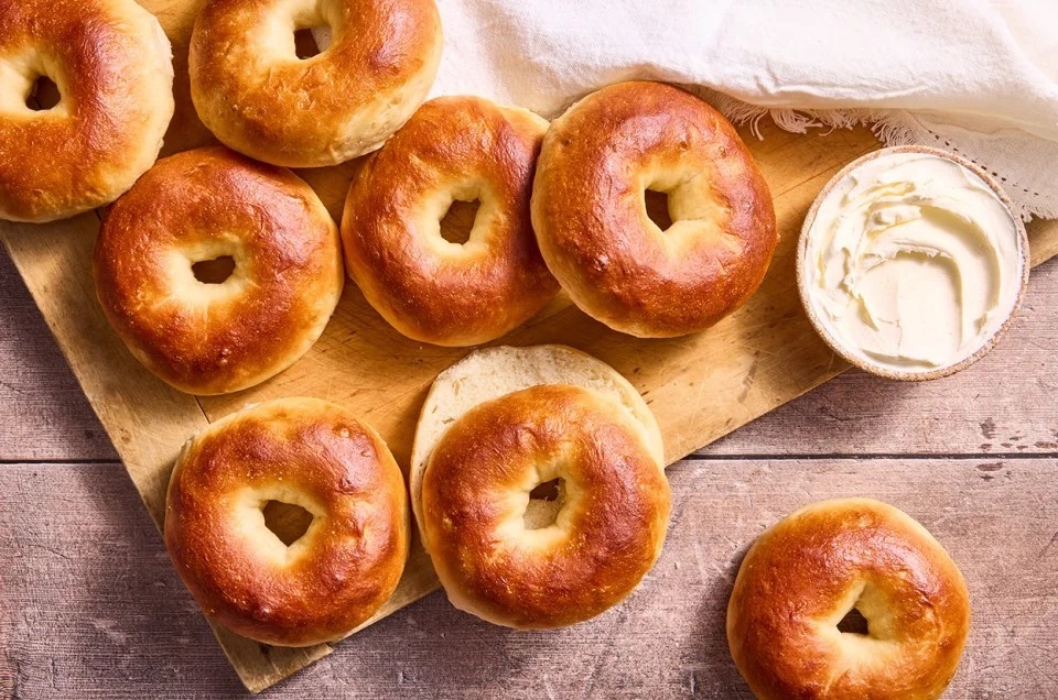 Classic Chewy Bagels 