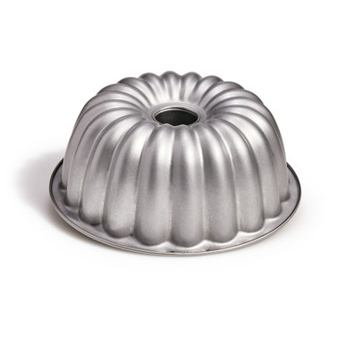 USA Pan Global Bakeware Scalloped Tube Cake Pan