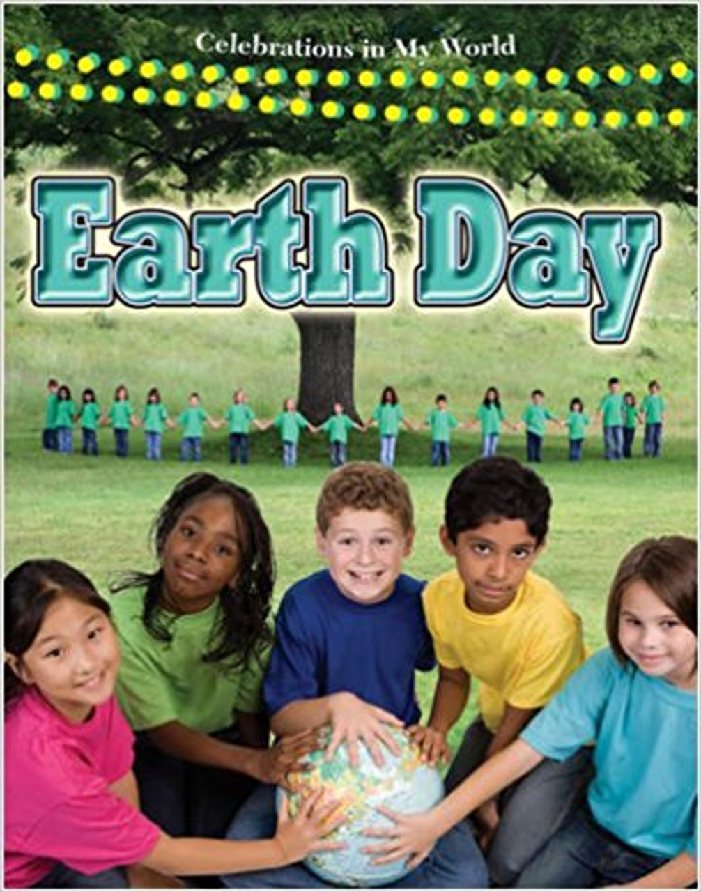 Earth Day (Paperback) by Molly Aloian