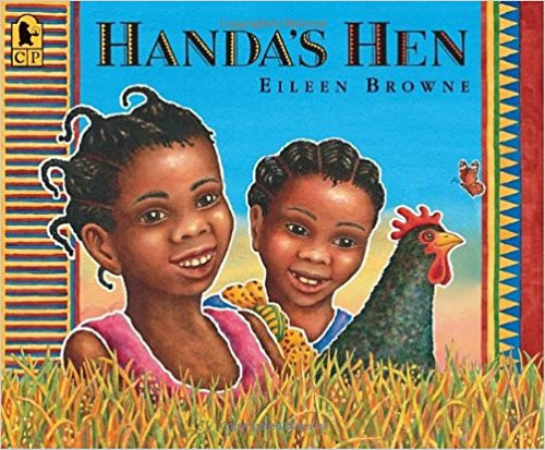 As Handa and her friend Akeyo, young members of Kenya's Luo tribe, search for her grandmother's missing hen, Mondi, they find increasing numbers of interesting animals but the black hen eludes them.