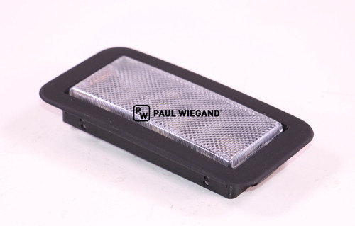 Luz interior cabina RAVO serie 5 l: 138 w: 70 h: 20 10-30VDC (60056587)