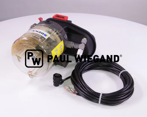Bomba eléctrica de lubricación centralizada Haller x1/x2 con conector de bayoneta de 7 polos (03990020)