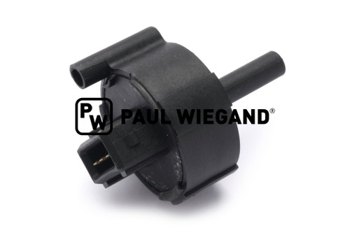 Sensor de agua Bucher Municipal Citycat 2020 Drenaje de agua Filtro de combustible Motor de tracción M12x1,5 "AMP Junior Timer (JT)" (68034068)